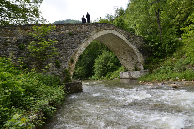 Путем сребра откривена нова археолошка сензација - заоставштина средњовековне Србије: Град камен опет се надвио над Азбуковицом